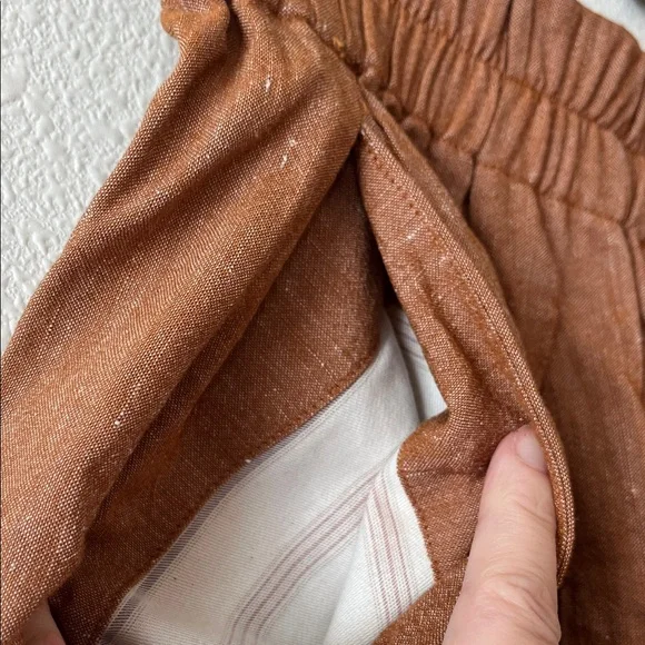 SESSUN Ridoo Linen Chambray Palazzo Trousers |
Terracotta - Picture 5 of 11